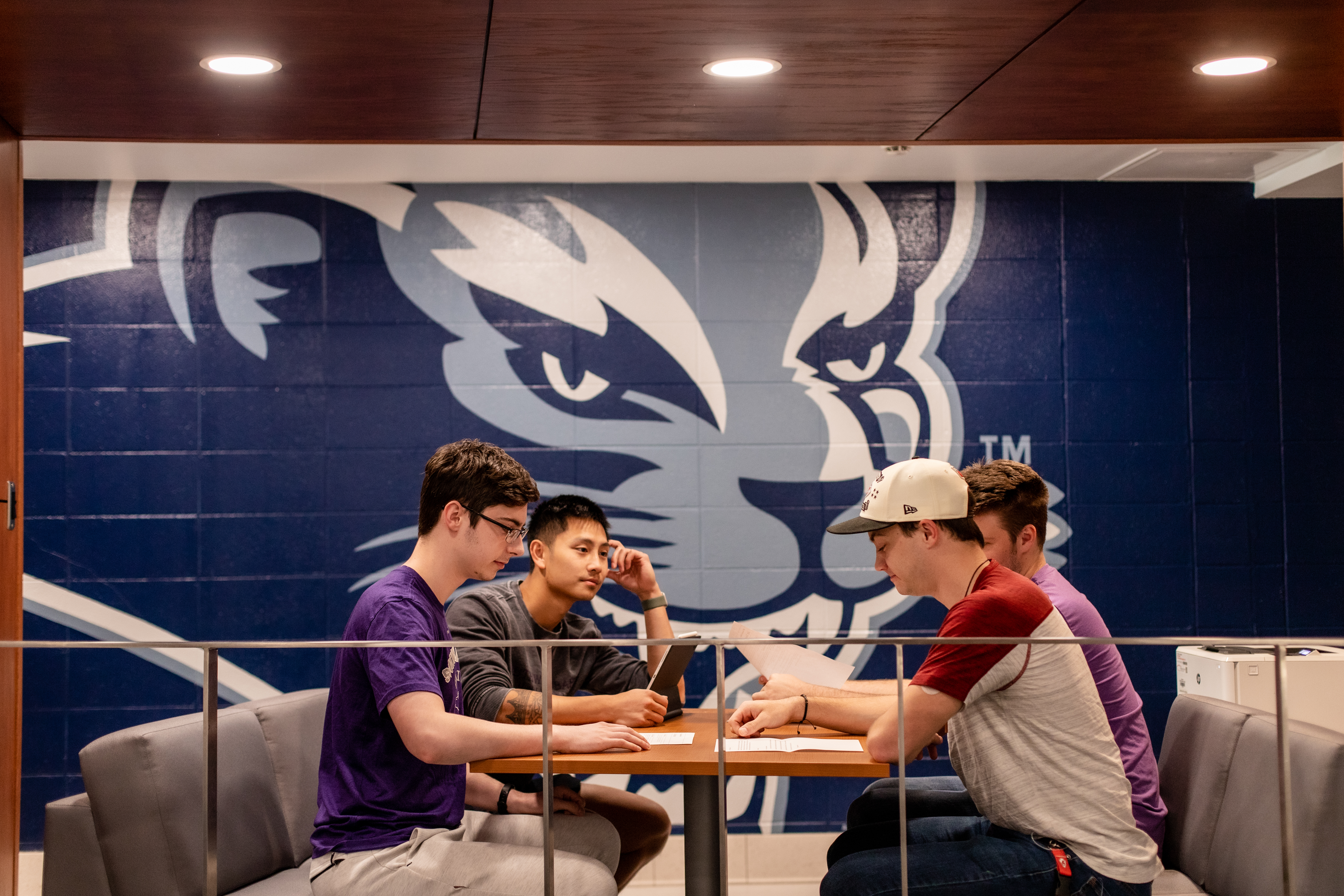 Students in Landen dorm lobby