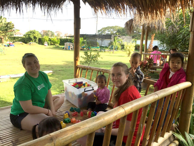 students on mission trip